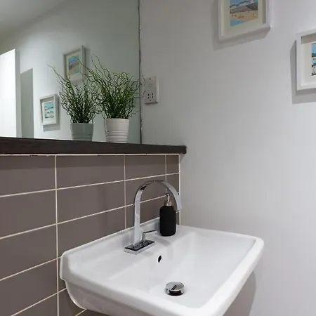 Apartment Absolute On Essex Birmingham